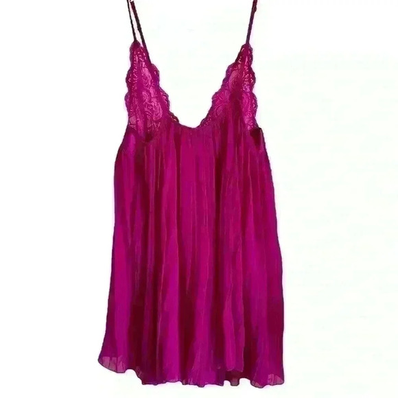 Y2K Berry Purple Victoria’s Secret Slip - Picture 5 of 5